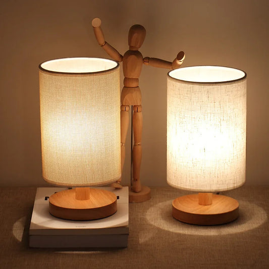 Lampe de table en bois et lin avec télécommande LED