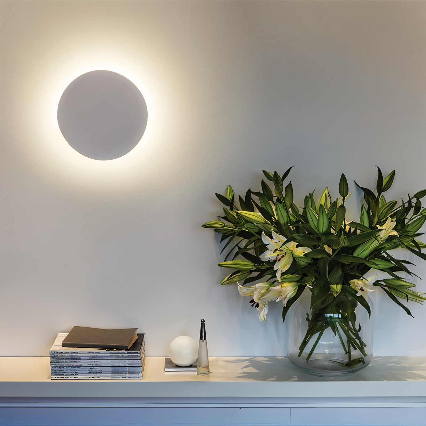 Applique murale ronde en métal LED lumière chaude