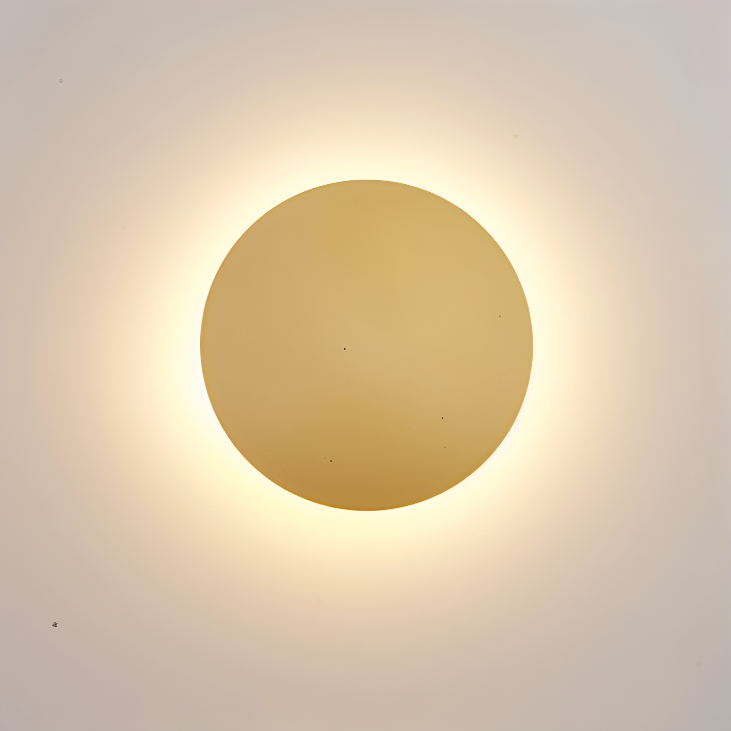 Applique murale ronde en métal LED lumière chaude