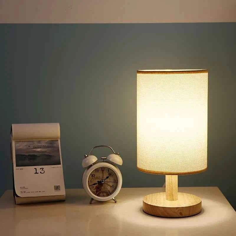 Lampe de table en bois et lin avec télécommande LED