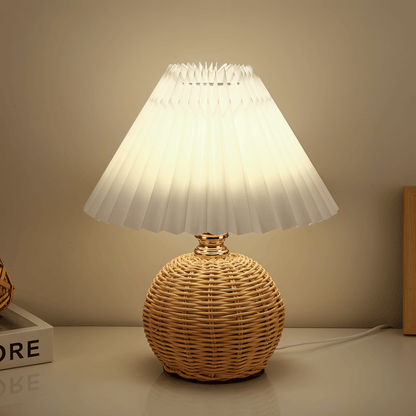 Lampe de table en rotin rétro avec abat-jour plissé